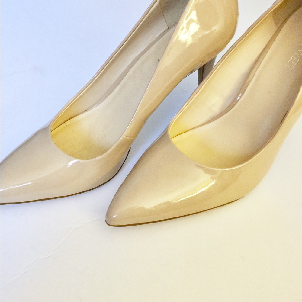 Beautiful SZ 10 Nude Pumps 🌸🌸🌸 - Picture 3 of 8